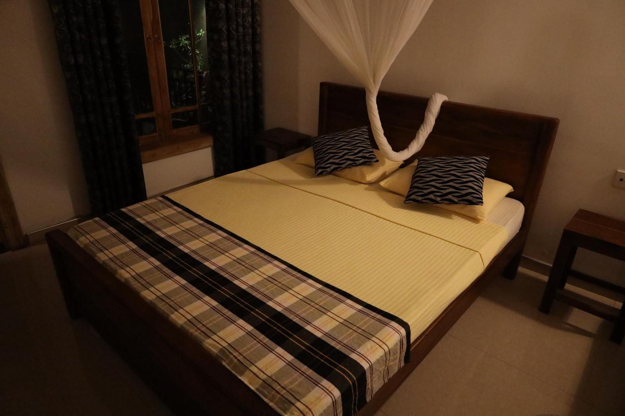 Max Safari Villa Udawalawe Exterior photo