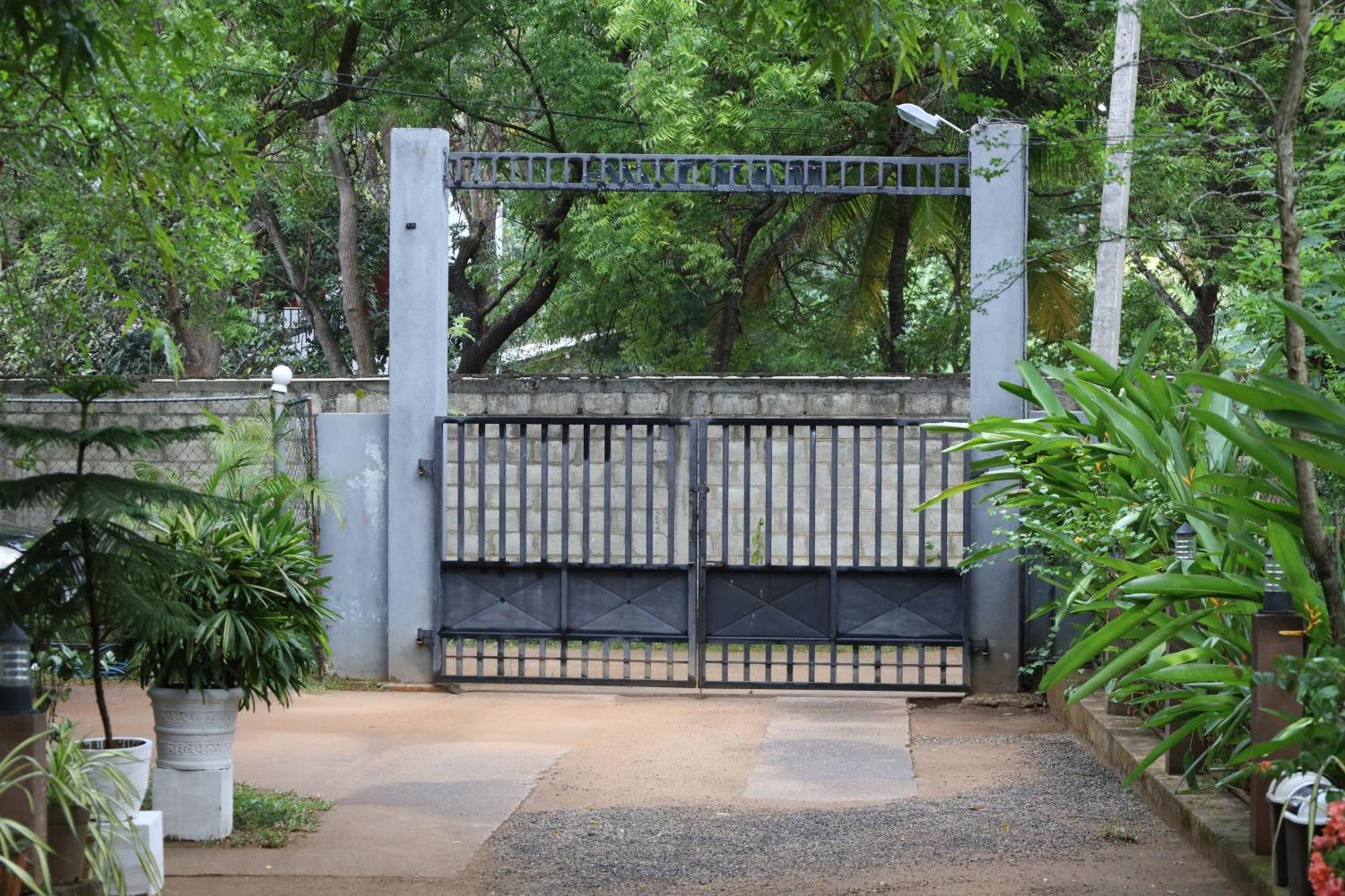 Max Safari Villa Udawalawe Exterior photo