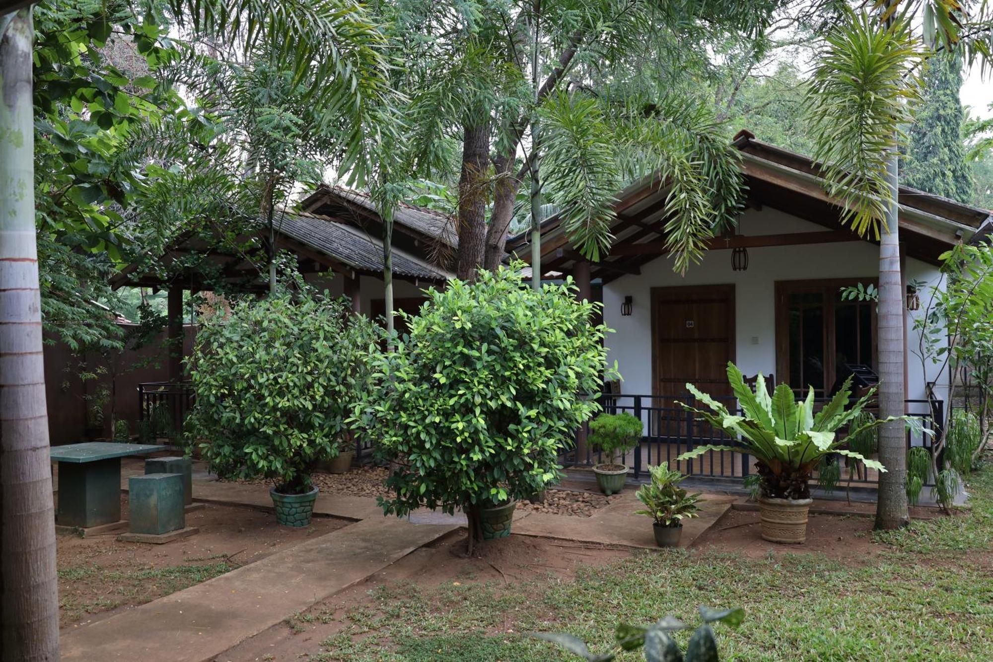 Max Safari Villa Udawalawe Exterior photo