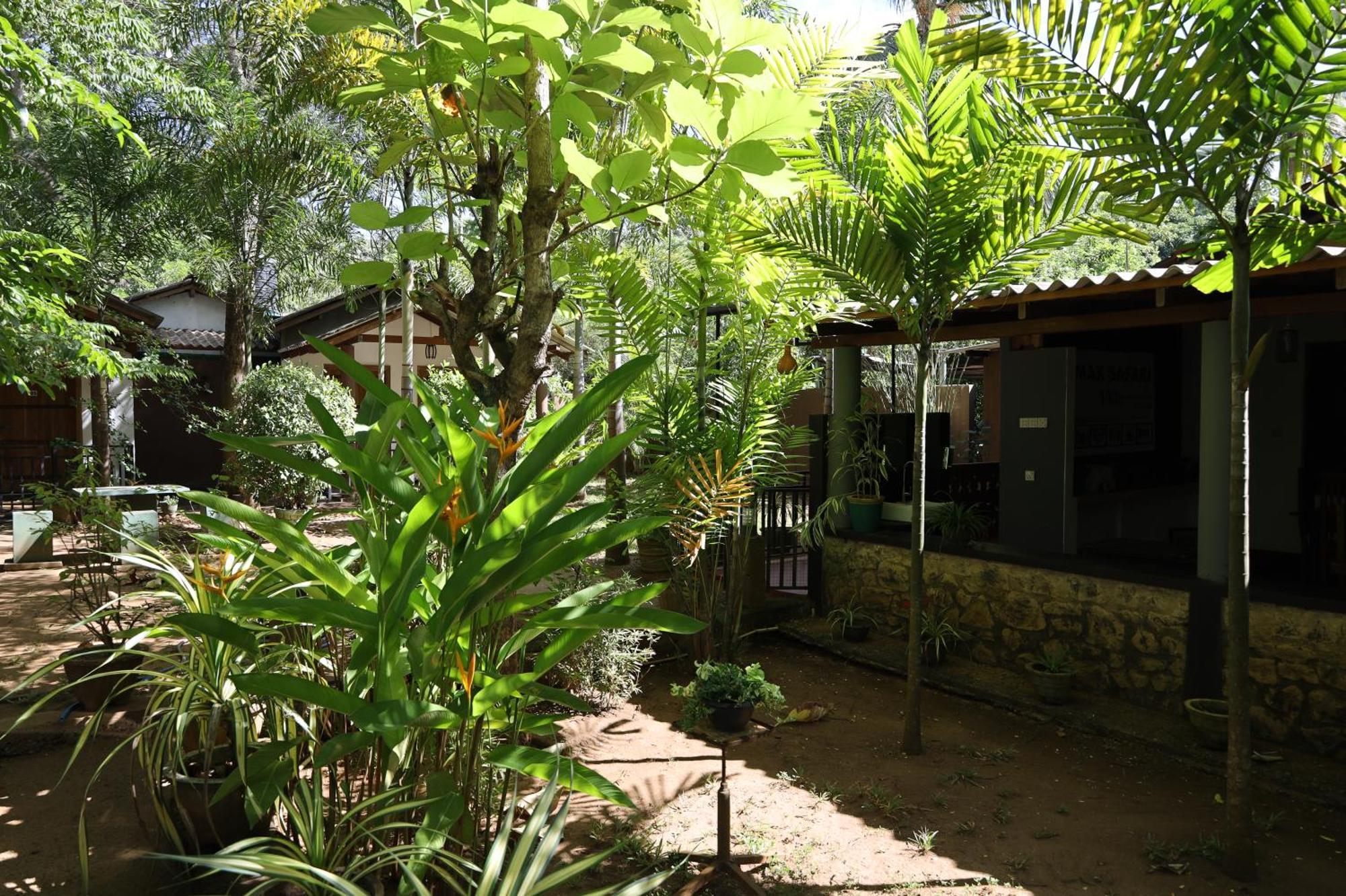 Max Safari Villa Udawalawe Exterior photo