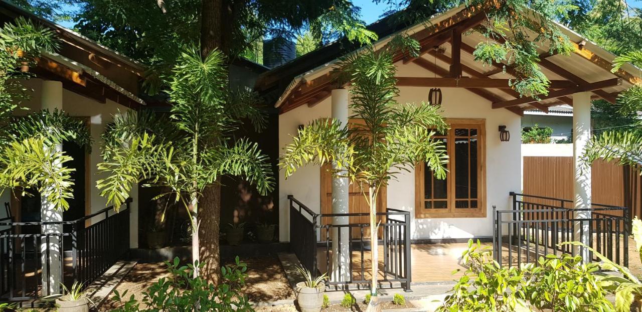 Max Safari Villa Udawalawe Exterior photo