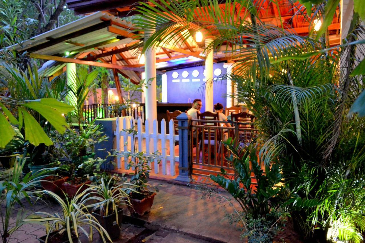 Max Safari Villa Udawalawe Exterior photo