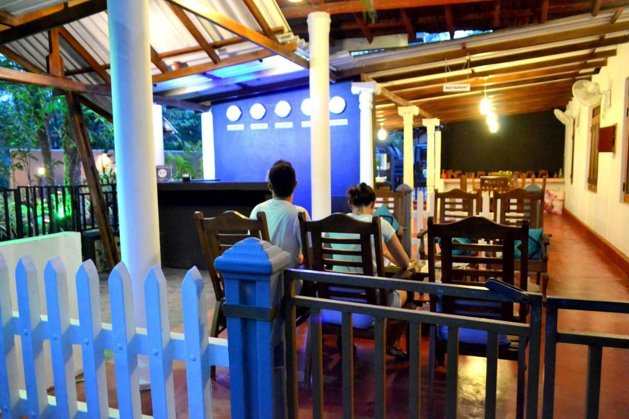 Max Safari Villa Udawalawe Exterior photo